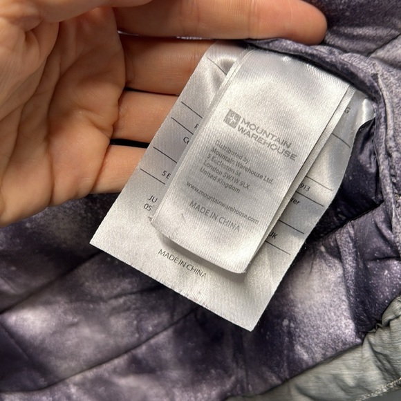 🚩 Mountain Warehouse Gray Women's puffer Jacket size 4 - Picture 10 of 10